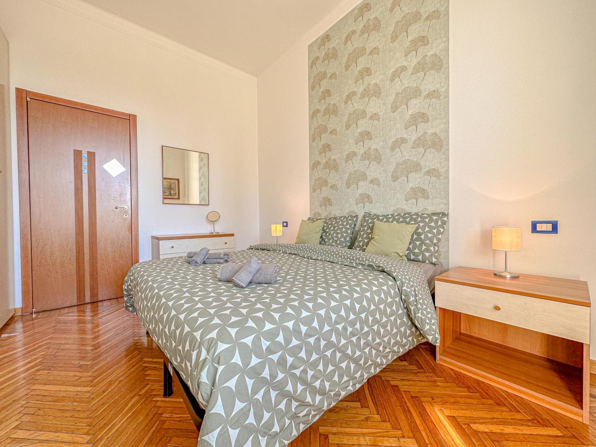 De Benedetti Suite - Vista Fantastica - 2 Camere Milan Luaran gambar